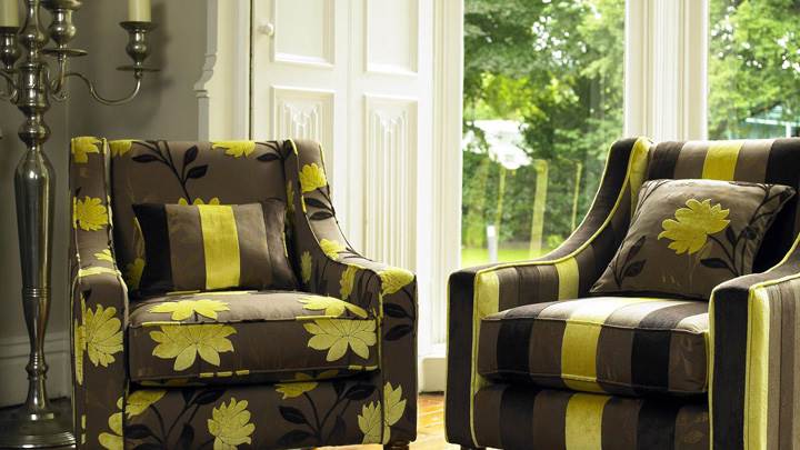 Lining And Flower Print Sofa Set in Brown And Yellow Color